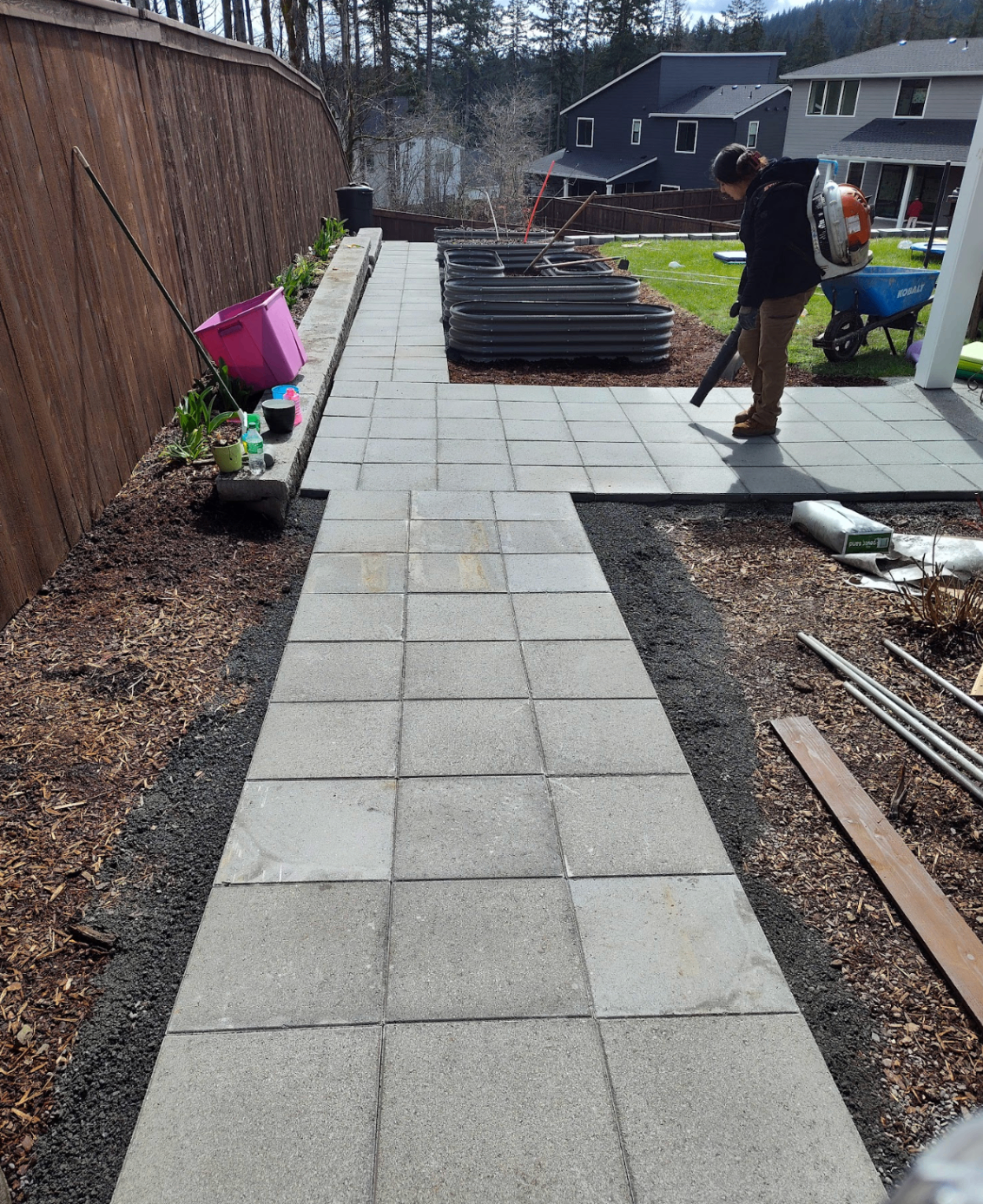Paver walkway and patio in progress